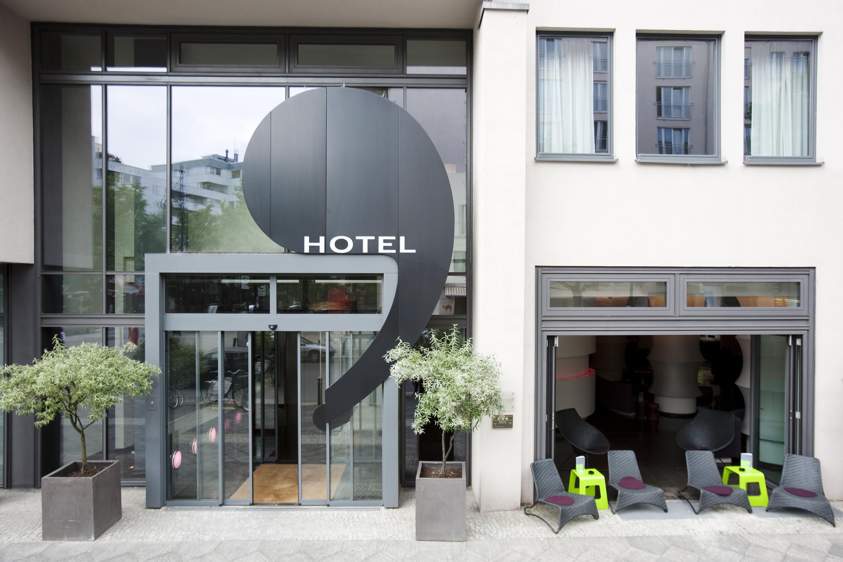 €124 - KUDAMM 101 HOTEL BERLIN - ACCOMMODATION IN  CHARLOTTENBURG-WILMERSDORF